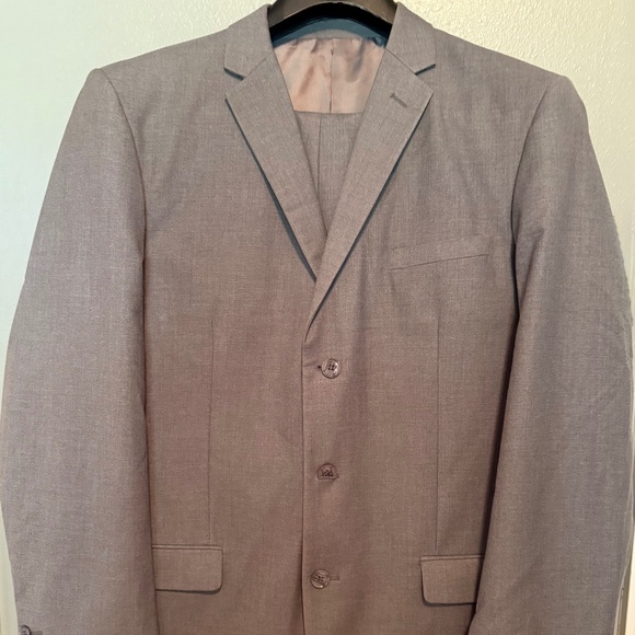 Alain Dupetit Light Grey 2 piece suit - Picture 1 of 7